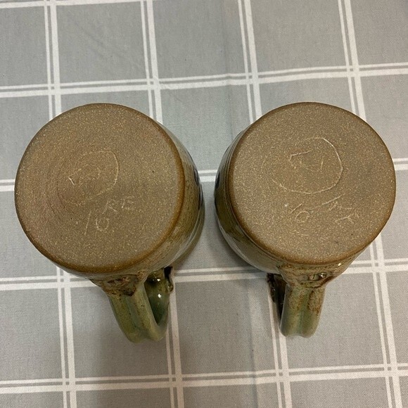 Pottery Coffee Mugs Grape Vine Primitive Handmade Artisan Crafted Set of 2 Cups - Picture 5 of 10